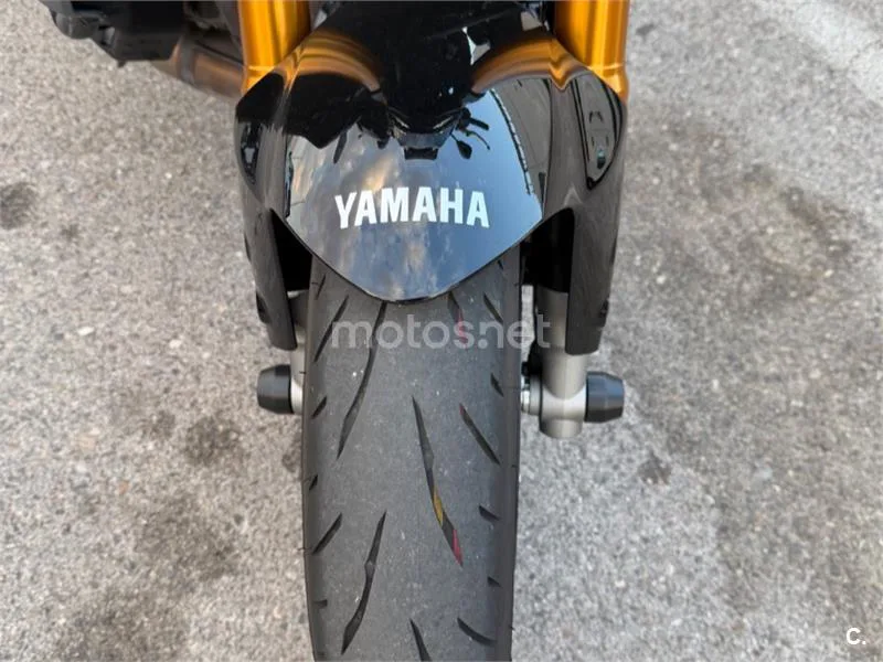 Yamaha MT-09 - Vista 3