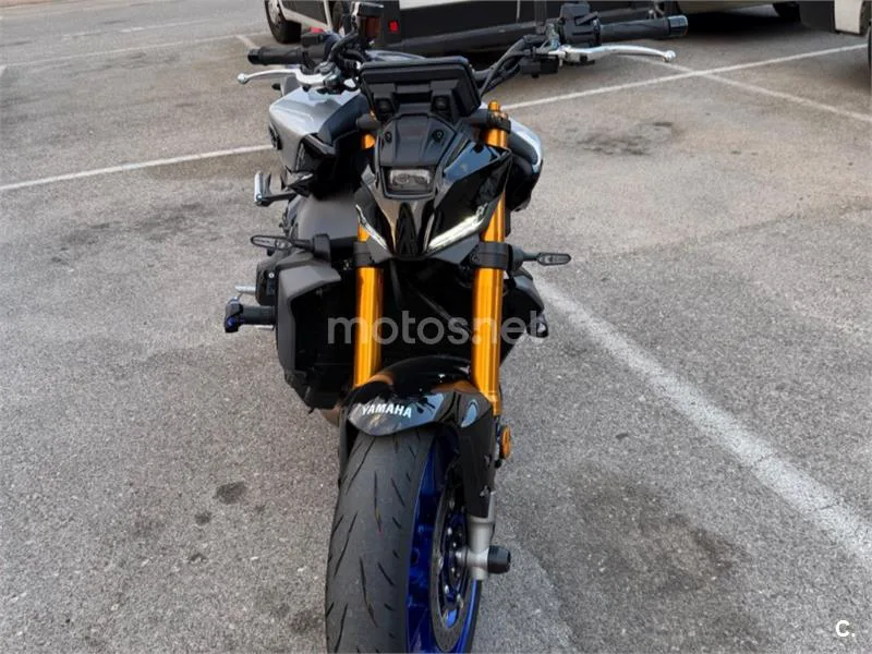 Yamaha MT-09 - Vista 4