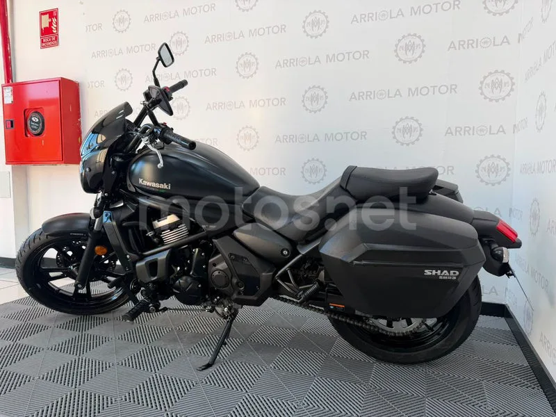 Kawasaki Vulcan S - Vista 3