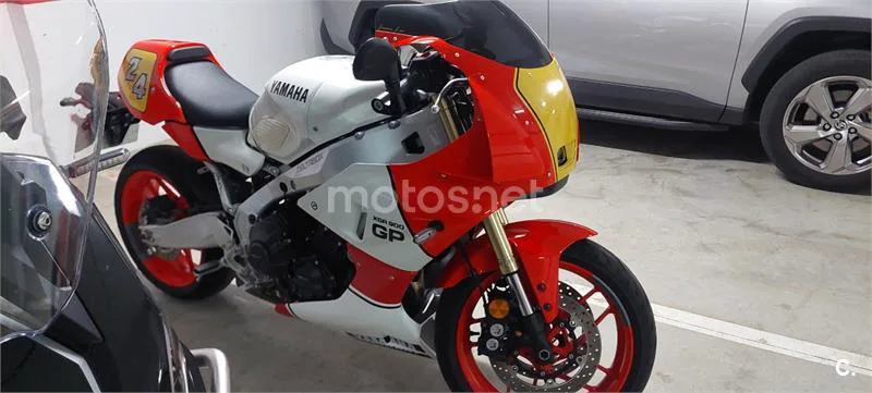 Yamaha XSR900 GP - Vista 3