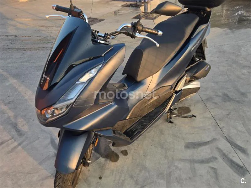 Honda PCX125 - Vista 5