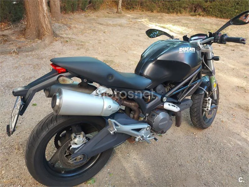 Ducati Monster 696 - Vista 7