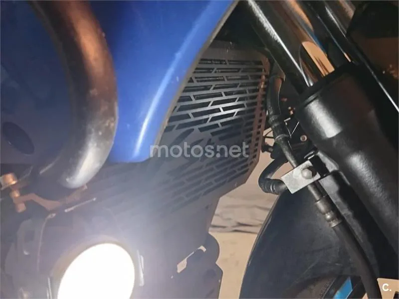 Suzuki V-Strom 650 - Vista 3