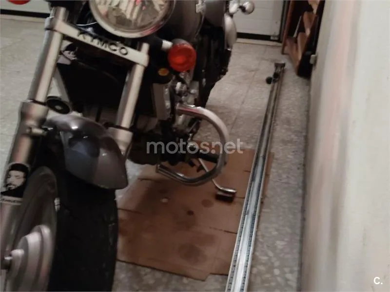 Kymco Venox 250 - Vista 5