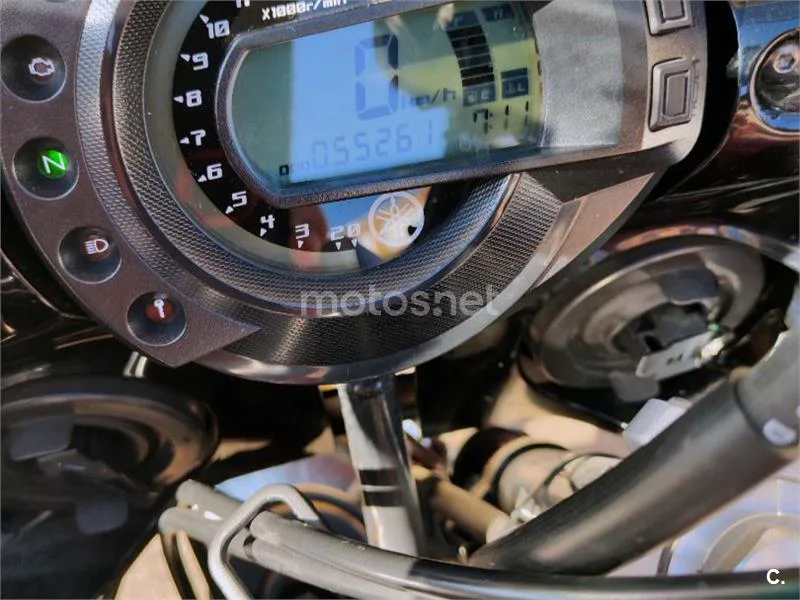 Yamaha FZ6 Fazer - Vista 5