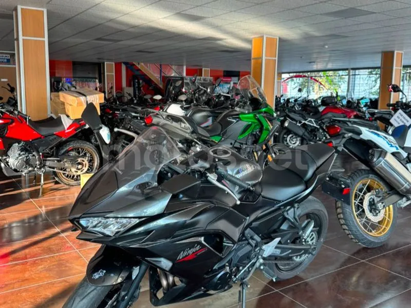 Kawasaki Ninja 650 8350 € 2025 Valencia - 1