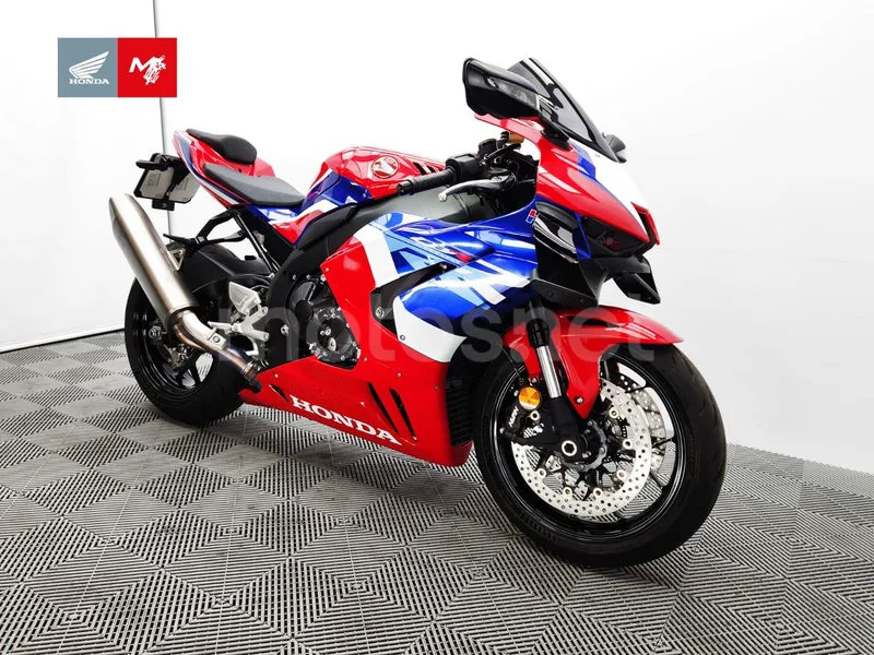 Honda CBR1000RR-R Fireblade 21.990 € 2023 Barcelona - 2