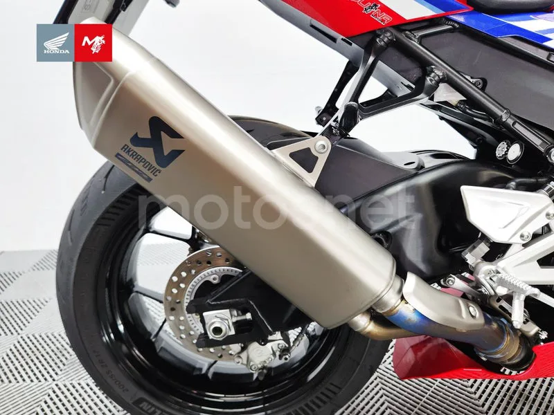 Honda CBR1000RR-R Fireblade - Vista 15