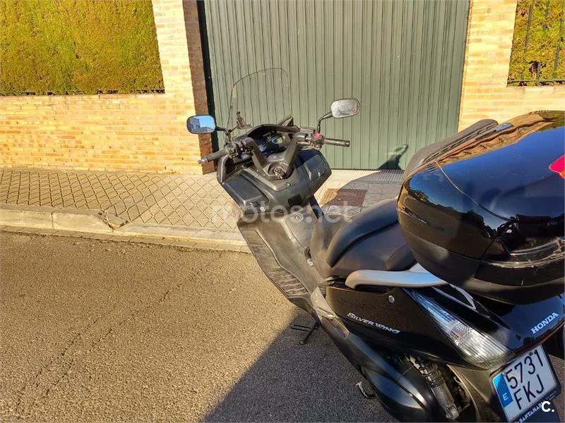 Honda Silver Wing 600 2800 € 2007 Sevilla - 1