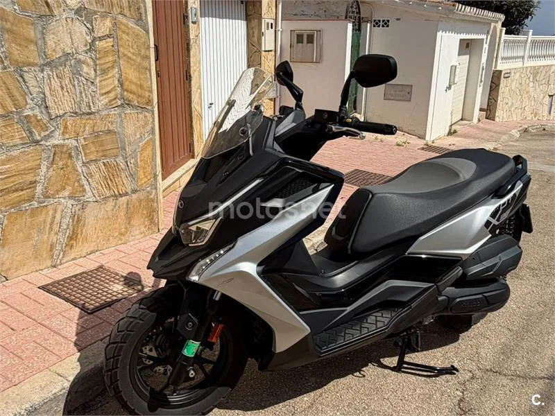 Kymco DTX 125 - Vista 8