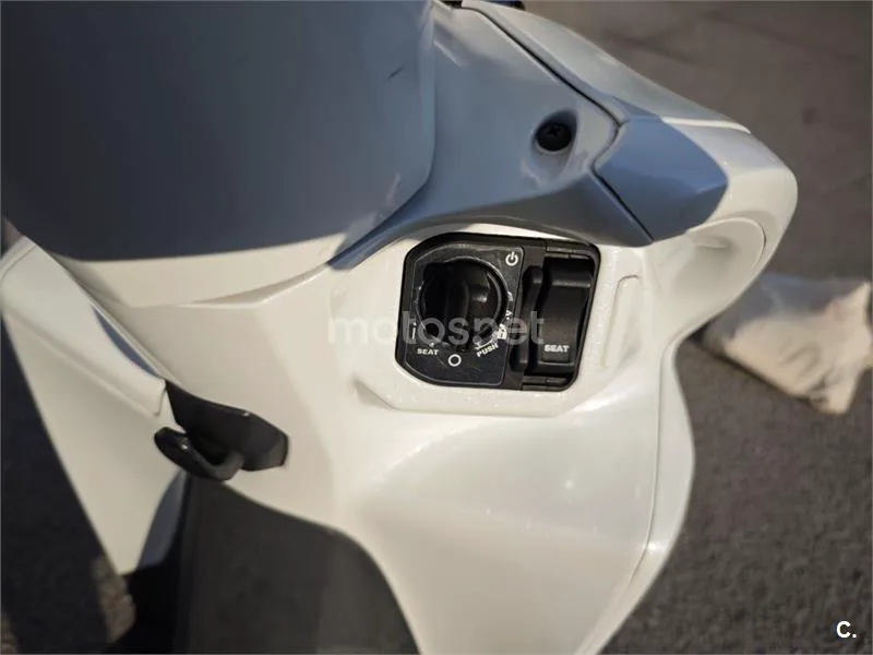 Honda Vision 110 - Vista 4