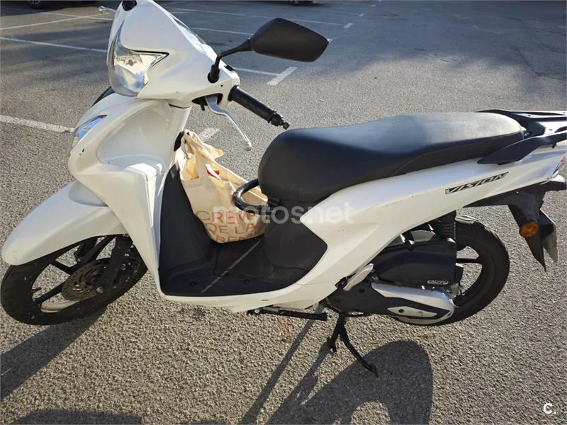 Honda Vision 110 - Vista 9