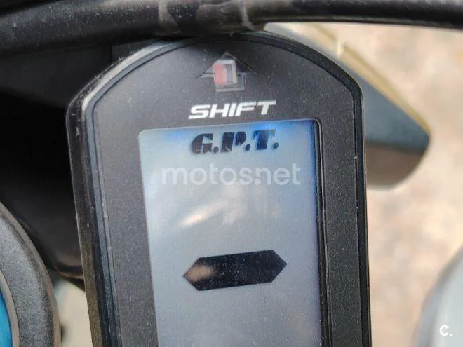 Honda CB1000R - Vista 5