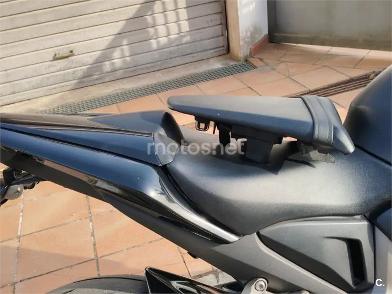 Honda CB1000R - Vista 10