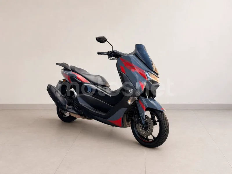 Yamaha NMAX - Vista 5