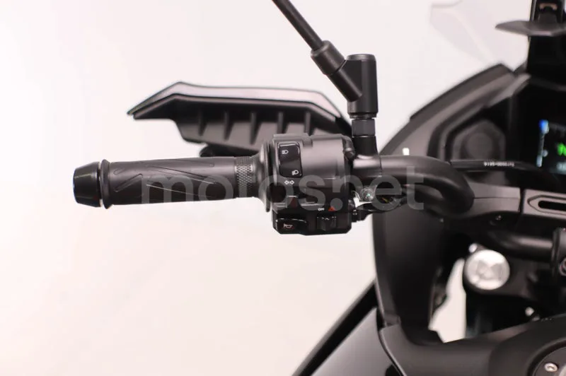 Yamaha Tracer 7 - Vista 8
