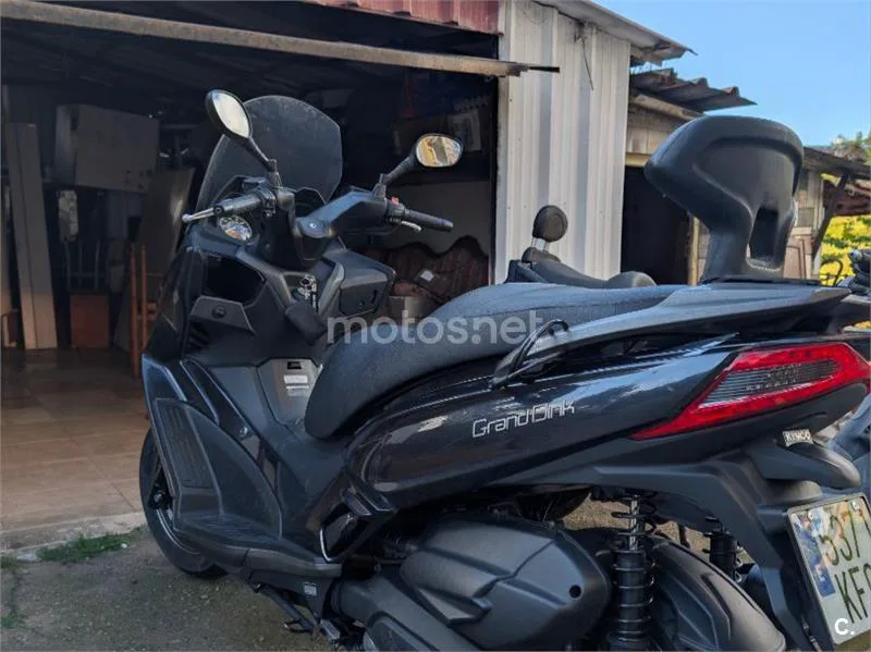 Kymco Grand Dink 125 - Vista 3