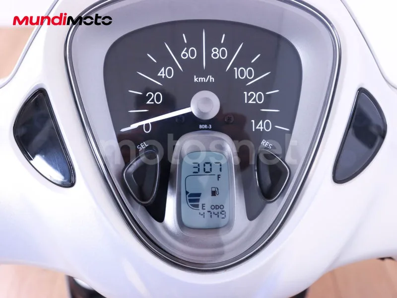 Yamaha D'elight - Vista 12