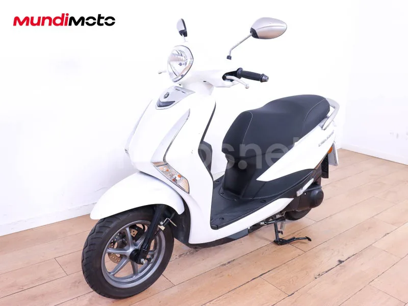 Yamaha D'elight - Vista 7