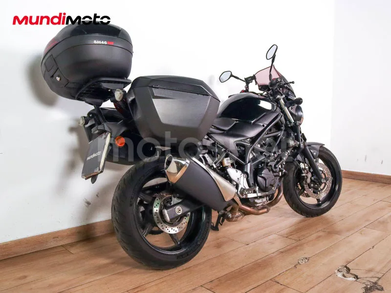 Suzuki SV650 - Vista 3