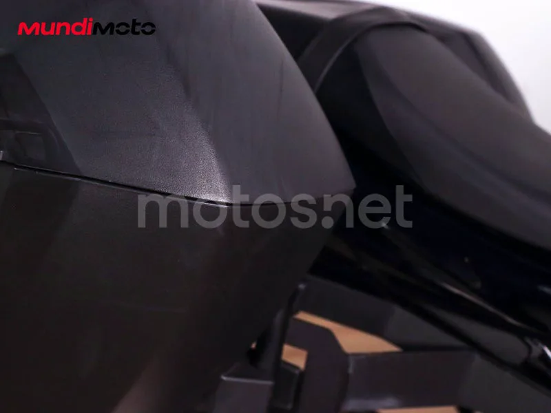 Suzuki SV650 - Vista 24