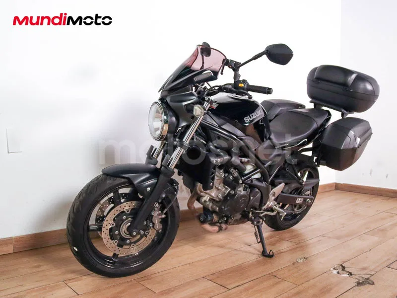 Suzuki SV650 - Vista 7