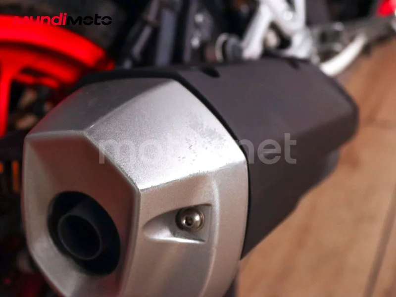 Yamaha MT-125 - Vista 17