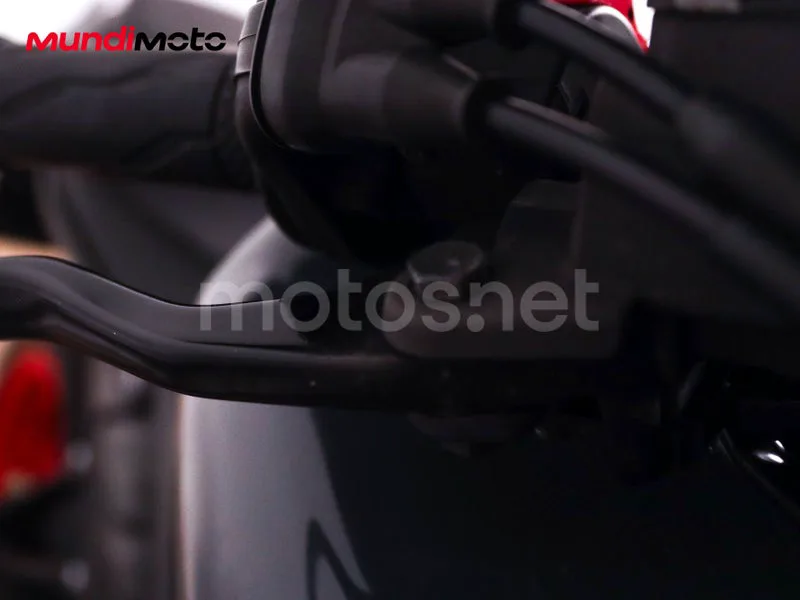 Yamaha MT-125 - Vista 37