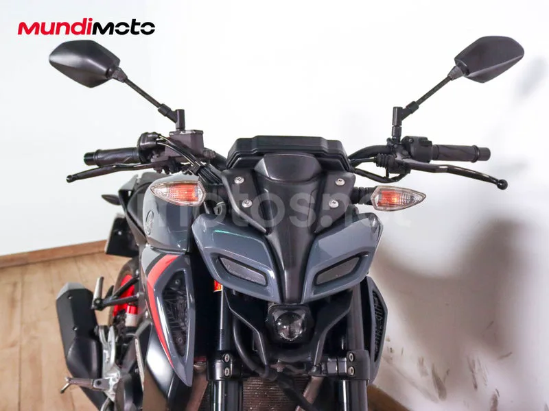 Yamaha MT-125 - Vista 5