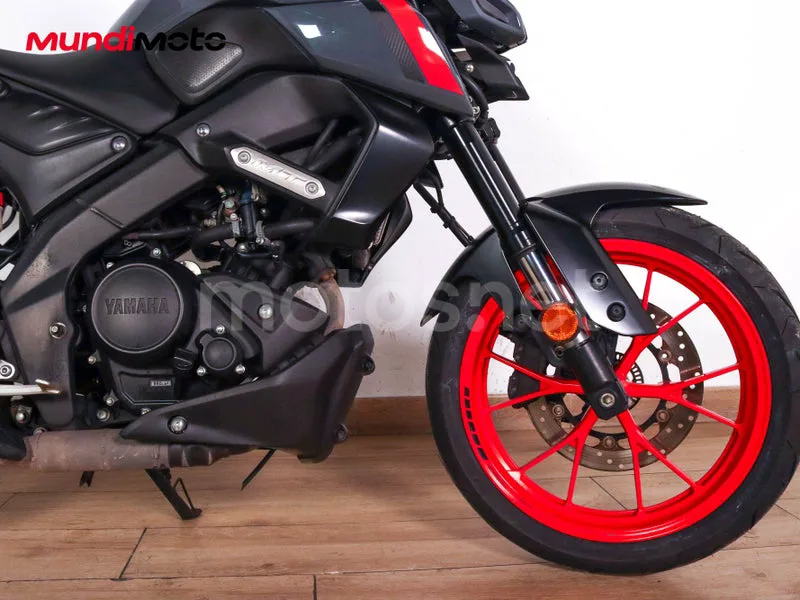 Yamaha MT-125 - Vista 48