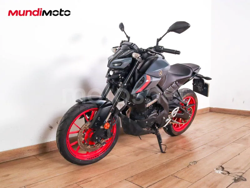 Yamaha MT-125 - Vista 7