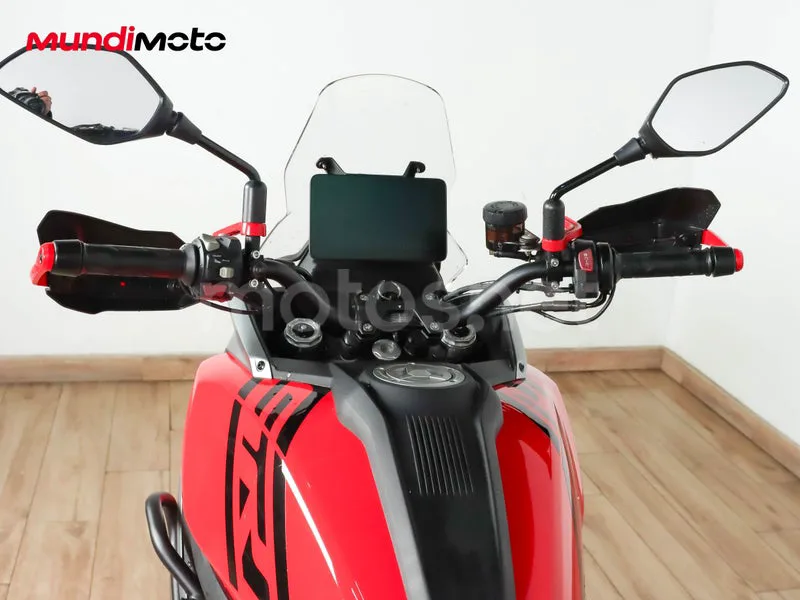 QJ Motor SRT 700 X - Vista 11