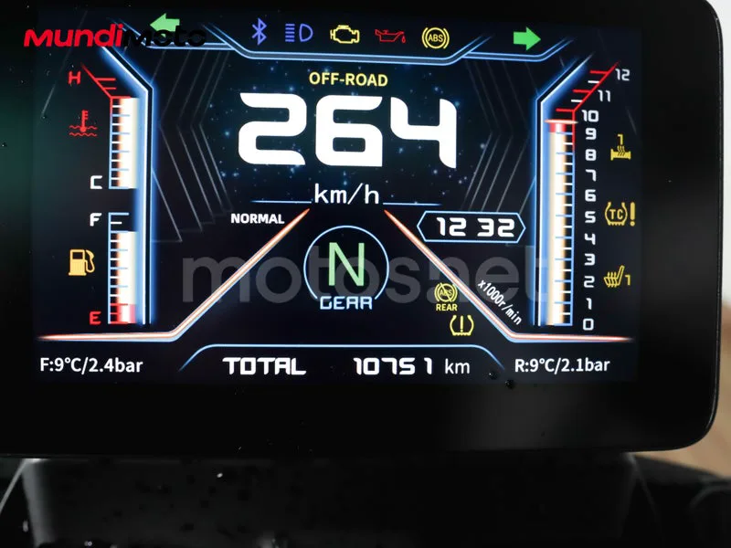 QJ Motor SRT 700 X - Vista 12