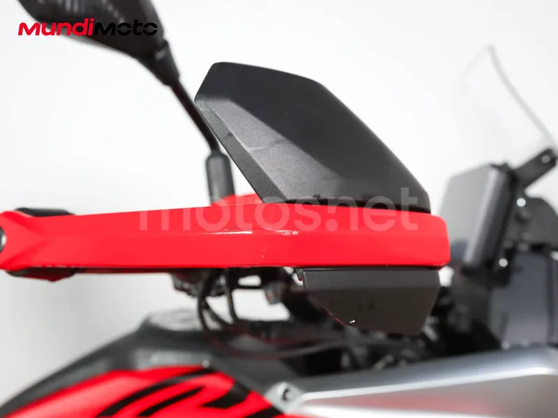 QJ Motor SRT 700 X - Vista 13