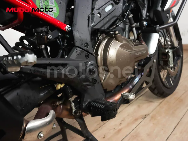 QJ Motor SRT 700 X - Vista 4
