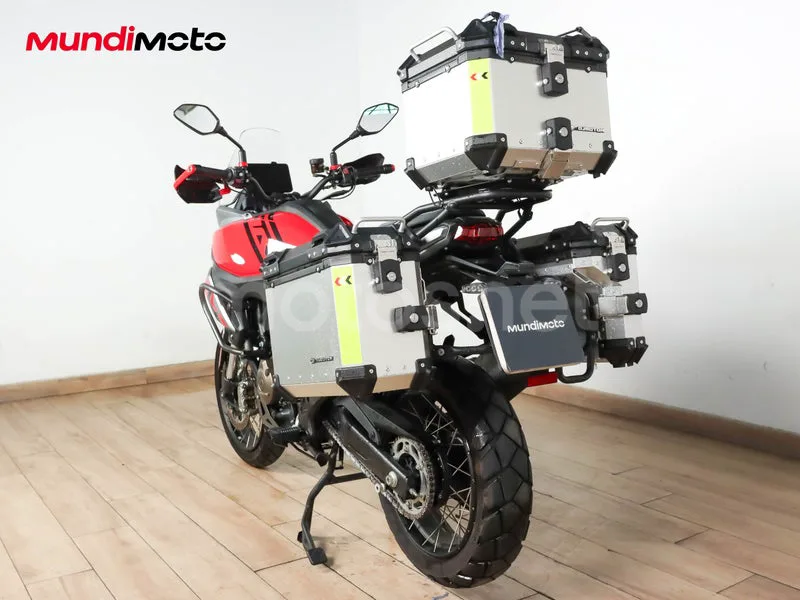 QJ Motor SRT 700 X - Vista 8