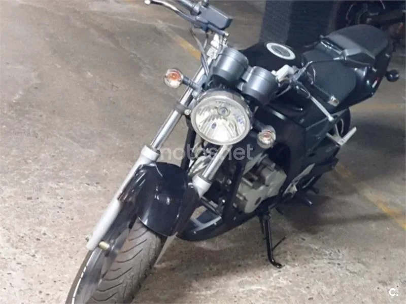 Daelim Roadwin 125 1200 € 2006 Toledo - 2