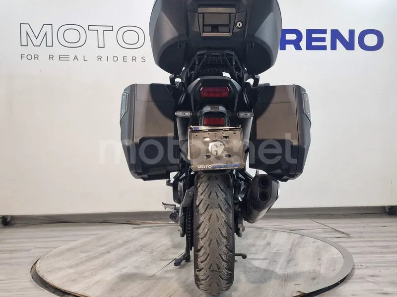 Honda NT1100 - Vista 8