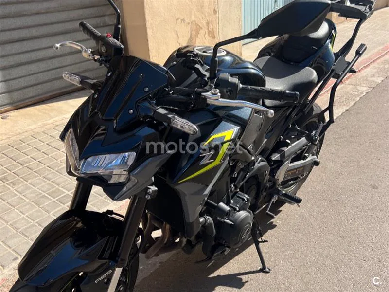 Kawasaki Z900 - Vista 4