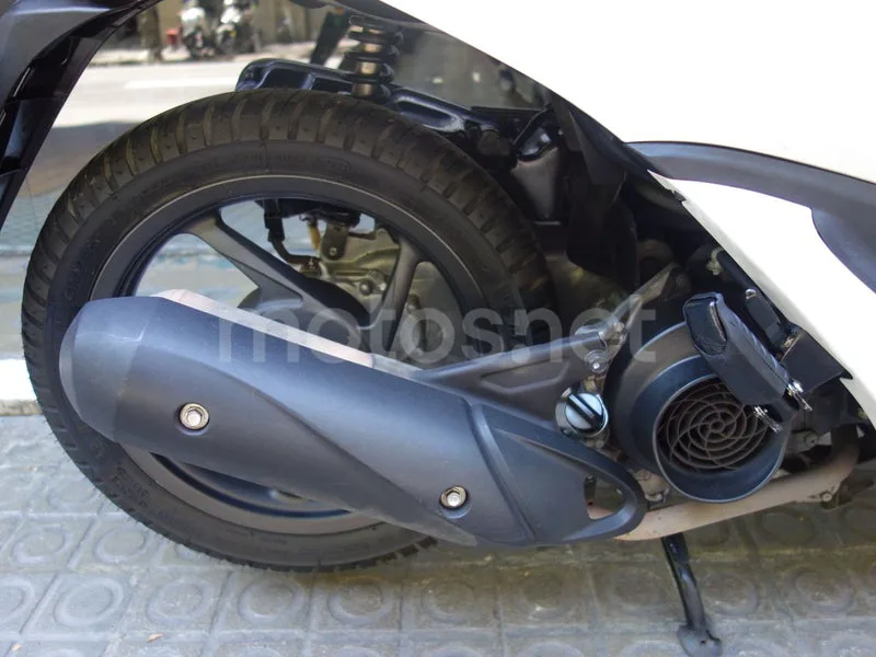 Honda Vision 110 - Vista 4