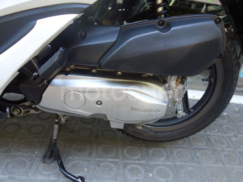 Honda Vision 110 - Vista 10