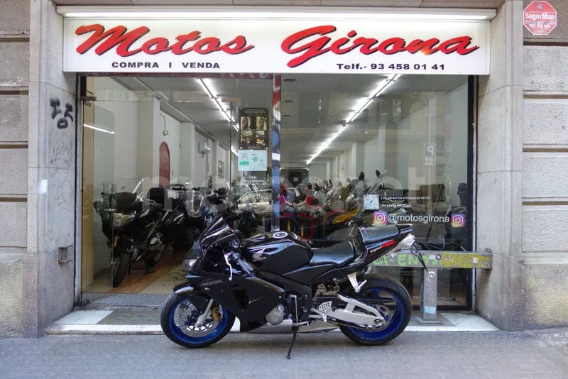 Honda CBR600RR 3790 € 2004 Barcelona - 2