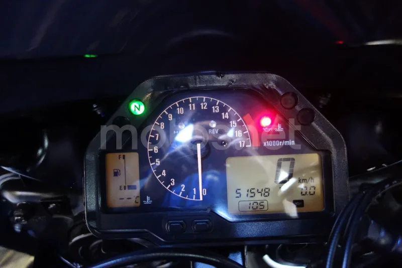 Honda CBR600RR - Vista 11