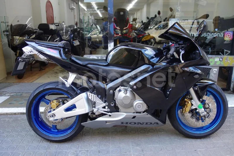 Honda CBR600RR - Vista 14