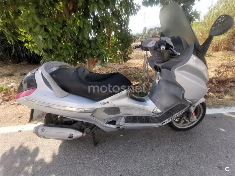 Piaggio X8 125 - Vista 3