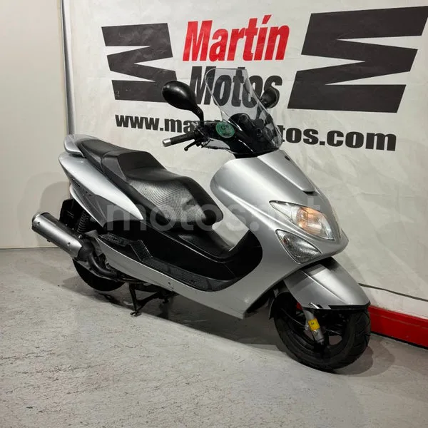 Yamaha Majesty 125 1795 € 2010 Navarra - 1