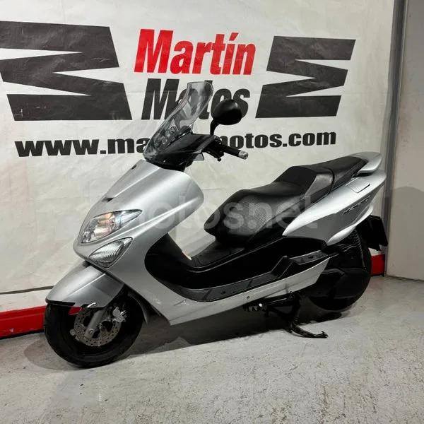 Yamaha Majesty 125 - Vista 4