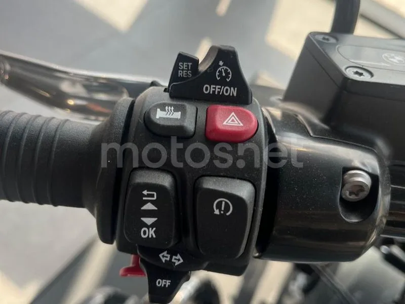 BMW R 18 - Vista 9