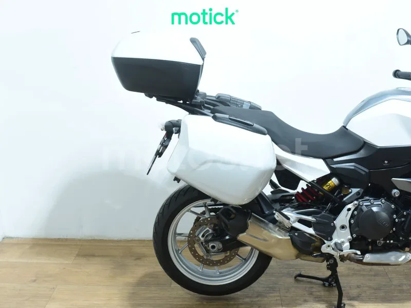 BMW F 900 XR - Vista 3