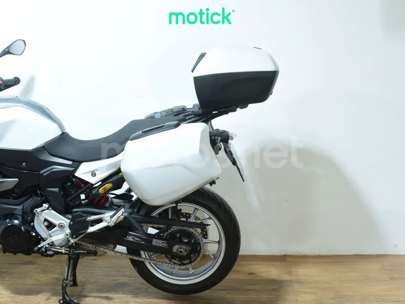BMW F 900 XR - Vista 9